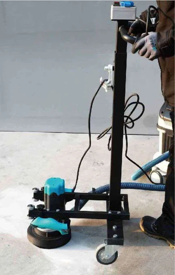 Adjustable stand for concrete grinder